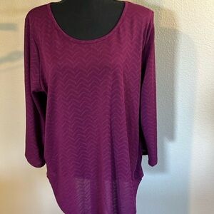 NWOT color of the year plus size three-quarter sleeve​